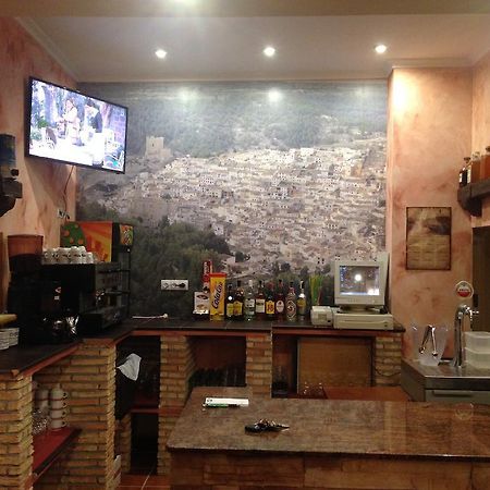 Hostal D'Ernes Алькала-дель-Хукар Экстерьер фото