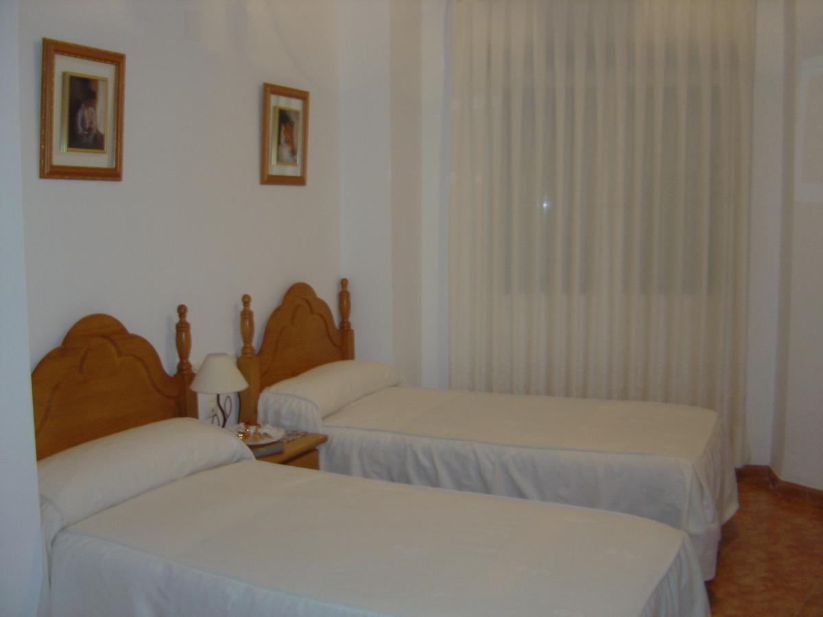Hostal D'Ernes Алькала-дель-Хукар Экстерьер фото